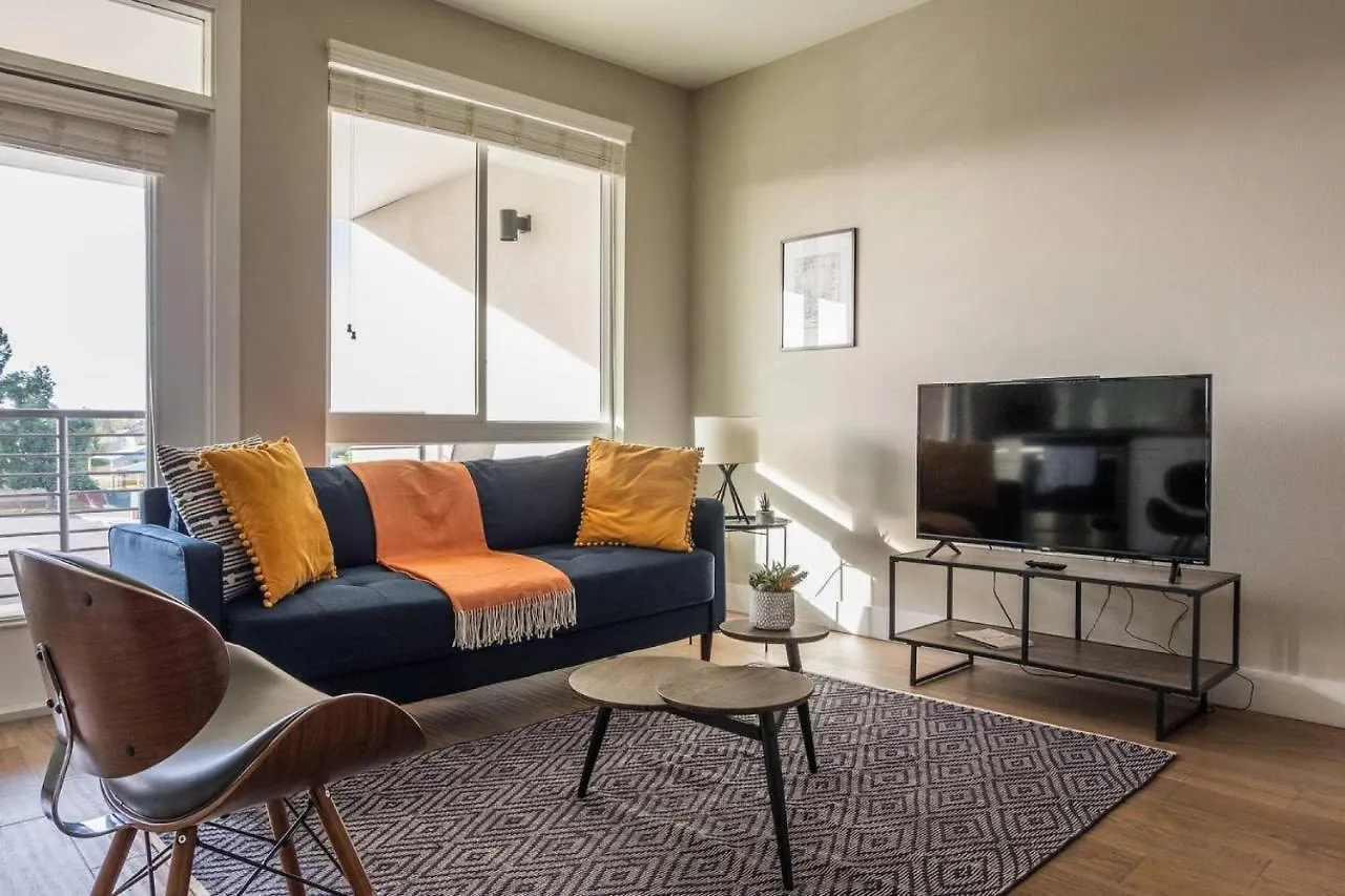 דירות Frontdesk Old Town Apts סקוטסדייל 0*,